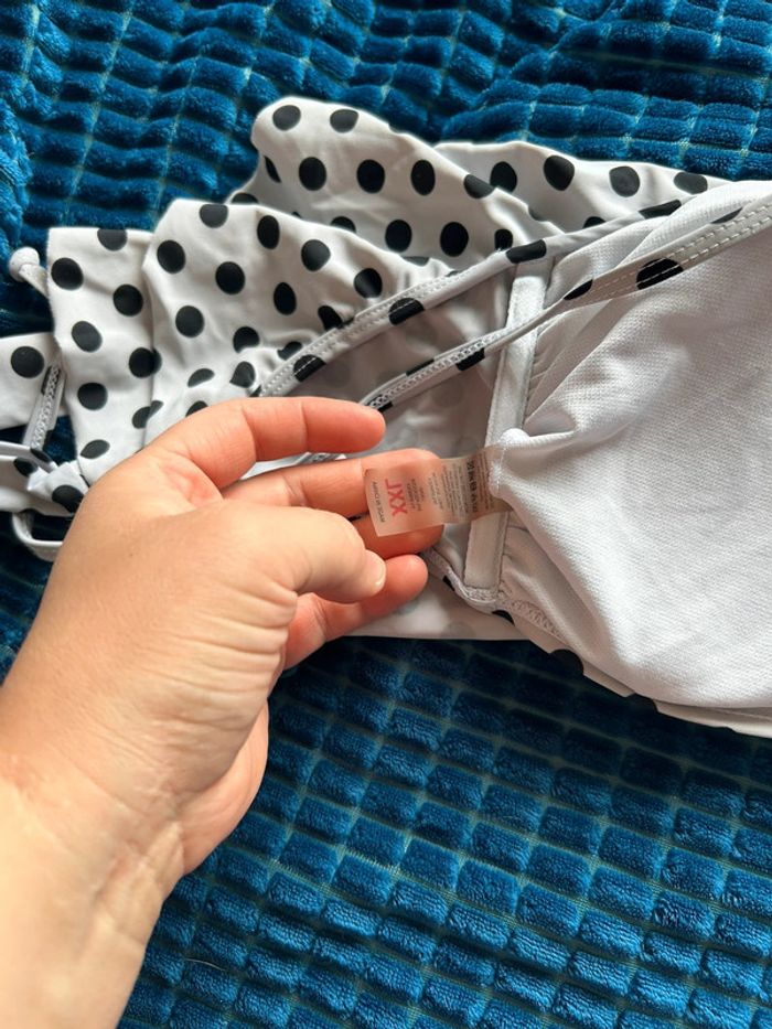 Haut de maillot à pois - photo numéro 4