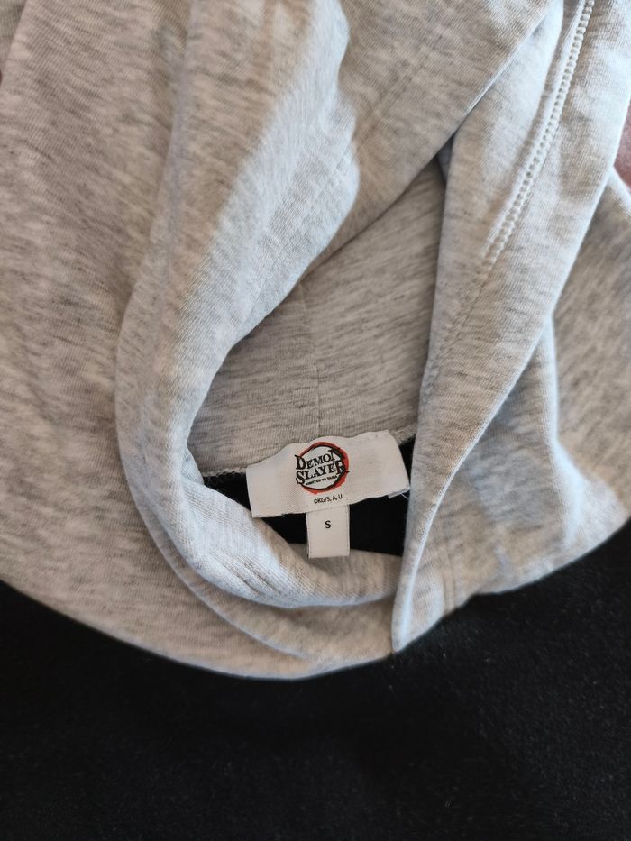 Pull à capuche - photo numéro 3