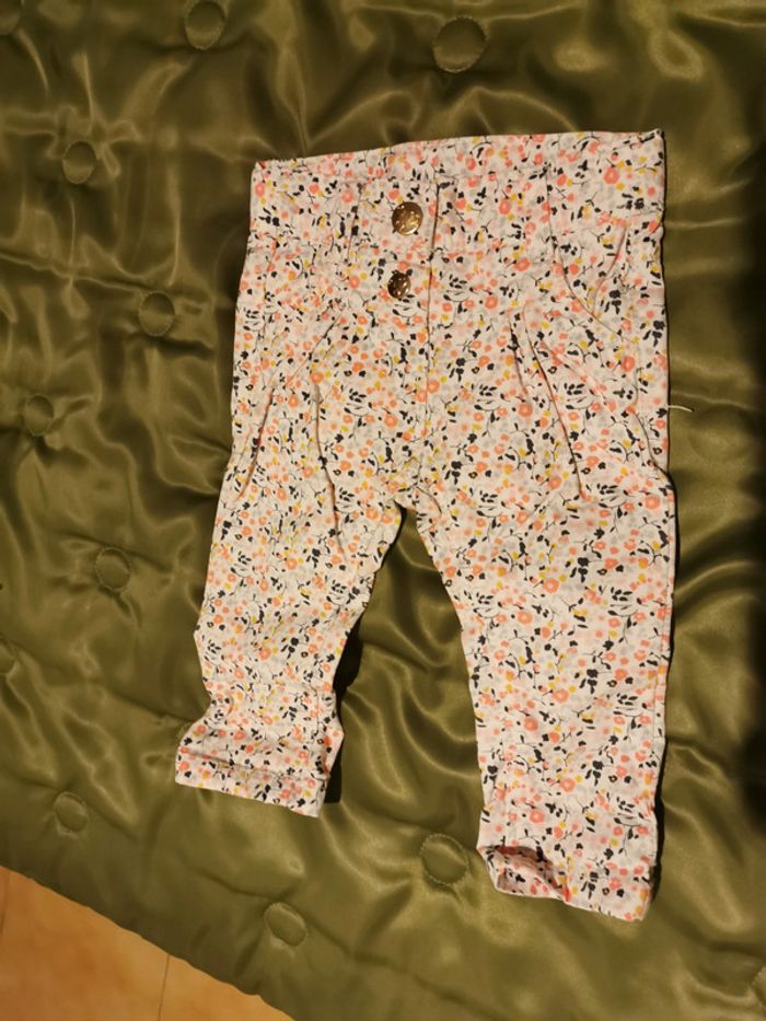Pantalon fleuri