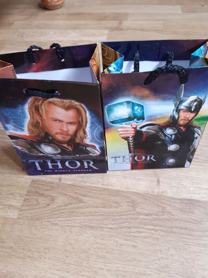 Sacs pochettes cadeaux