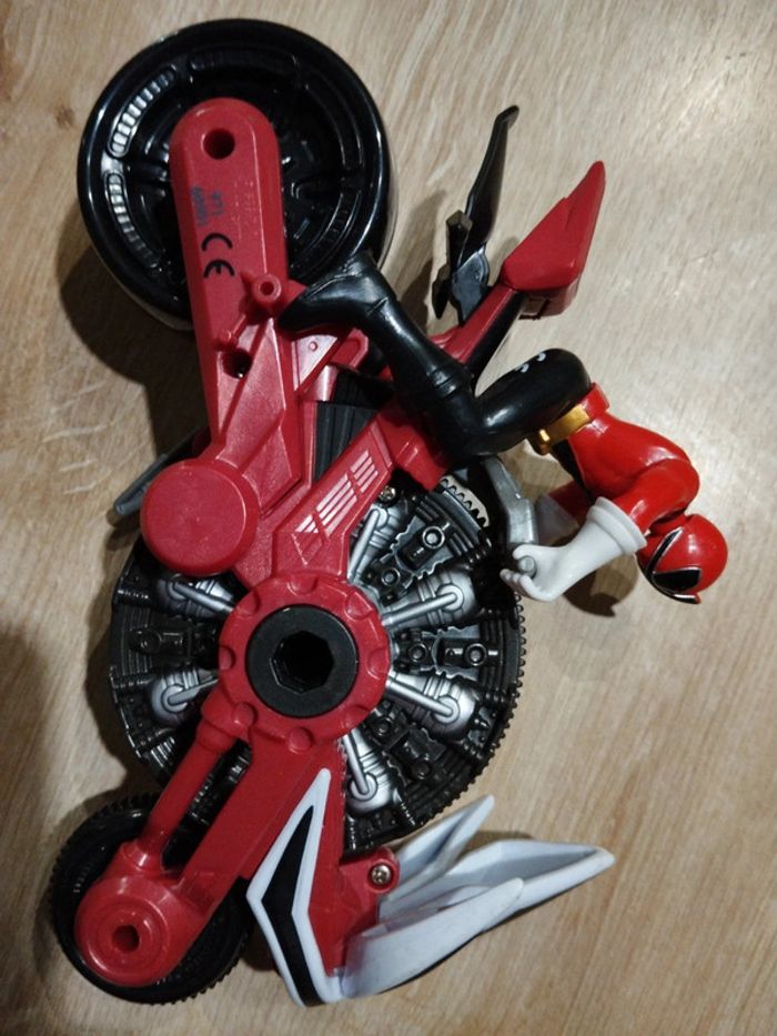 Power rangers samourai rouge+ moto - photo numéro 2