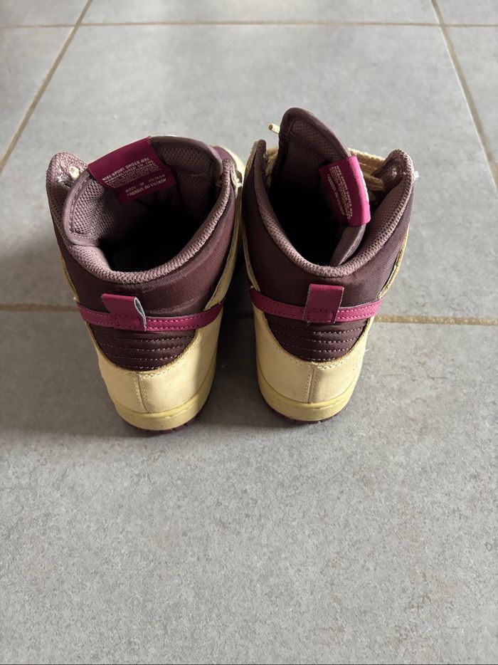 Nike Dunk High 85’s – Taille 37,5 - photo numéro 2