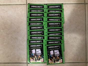 Panini - Minecraft Celebration 15 ans - Lot de 20 Pochettes Neuves