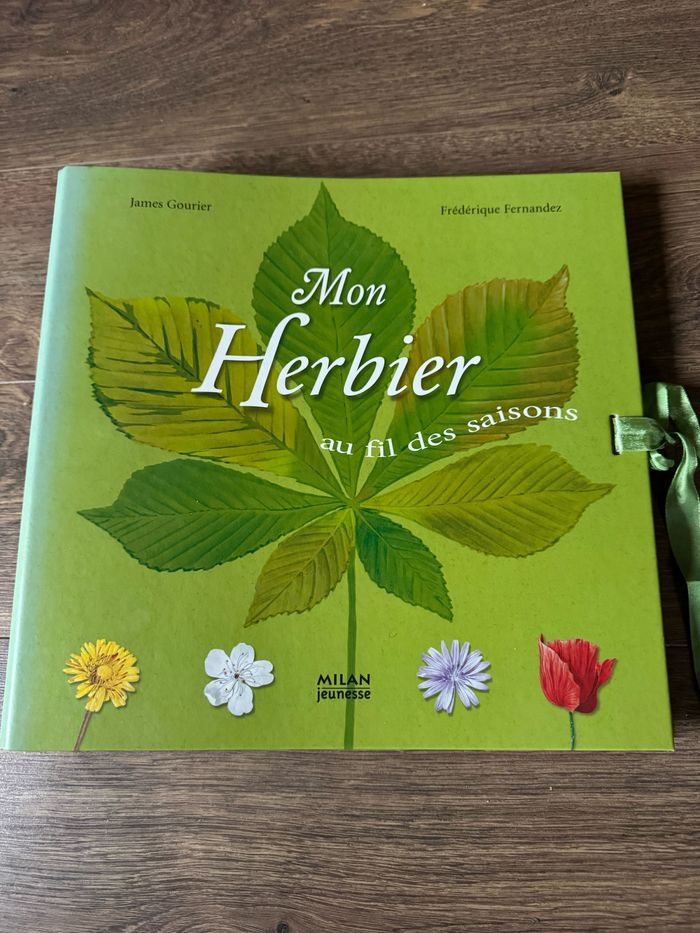 Mon herbier au fil des saisons James Gourier Milan jeunesse