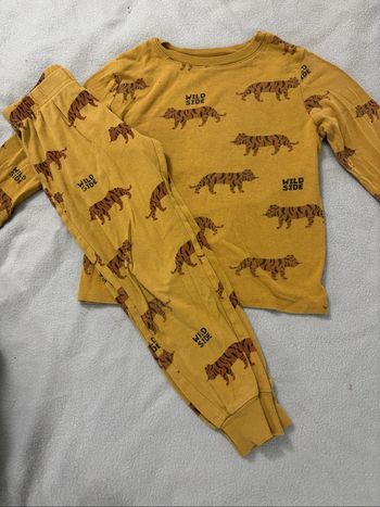 Pyjama taille 6 ans