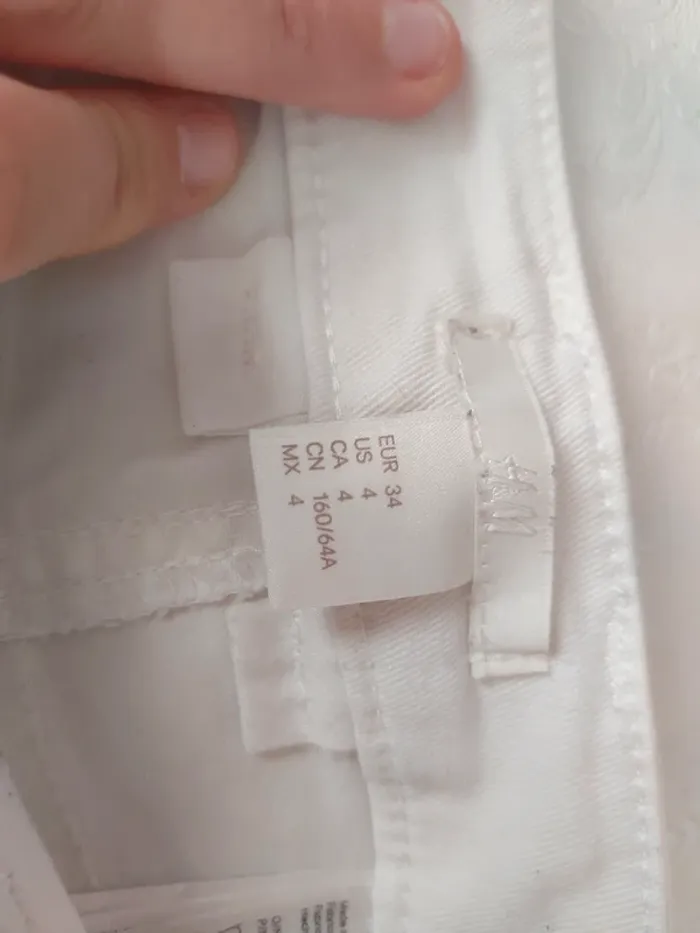 Short en jean blanc - photo numéro 4