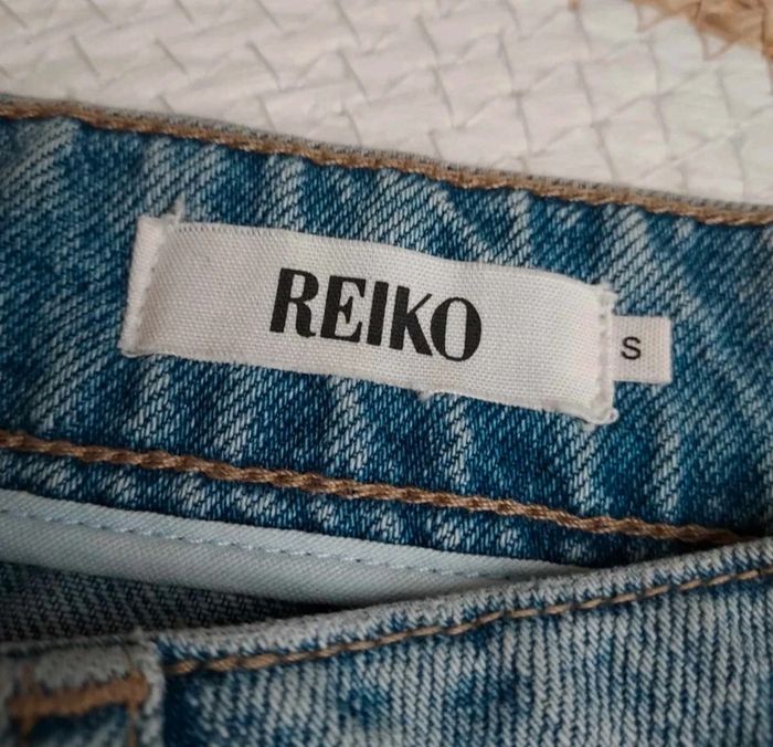 Jolie jupe en jean Reiko
Taille S - photo numéro 5