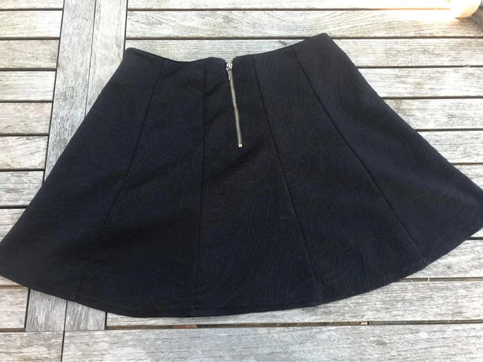 Jupe trapèze noire S (146) - photo numéro 2