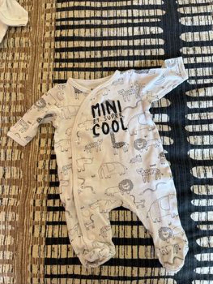 Lot de 4 pyjamas - photo numéro 7