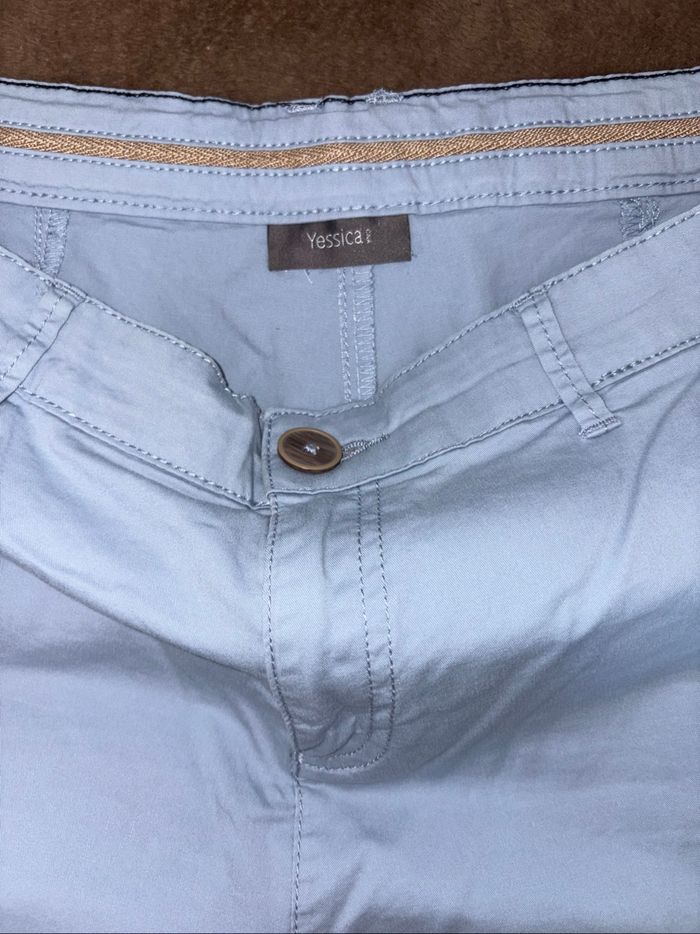 Short femme C&A taille 46 bleu clair en très bon état - photo numéro 6