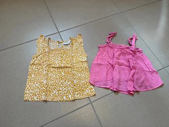 2 hauts fille 3/4 ans Primark