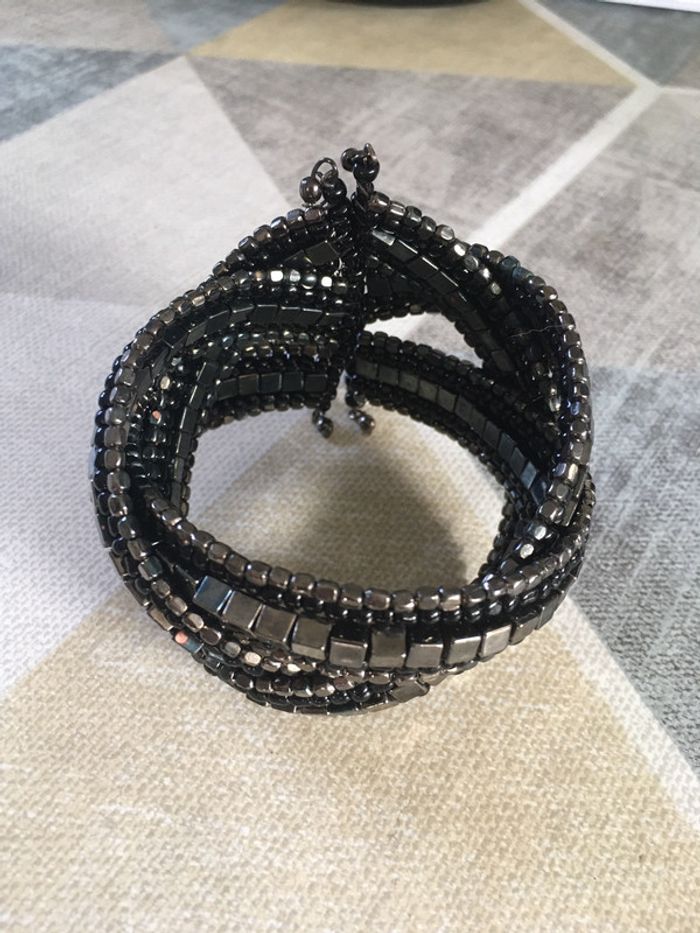 Bracelet manchette en perles - photo numéro 2