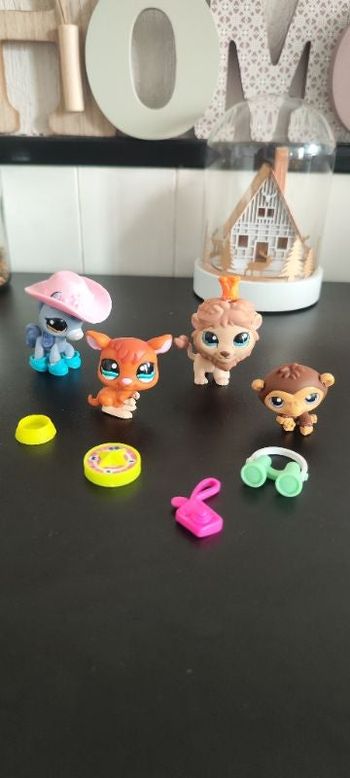 Lot figurines petshop de la savane et accessoires neuf