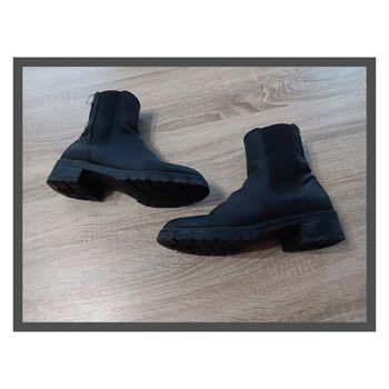 Paire de bottines femmes taille 38