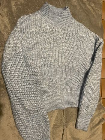 Pull Col Roulé Chaud & Élégant – Basique Indispensable en Très Bon État