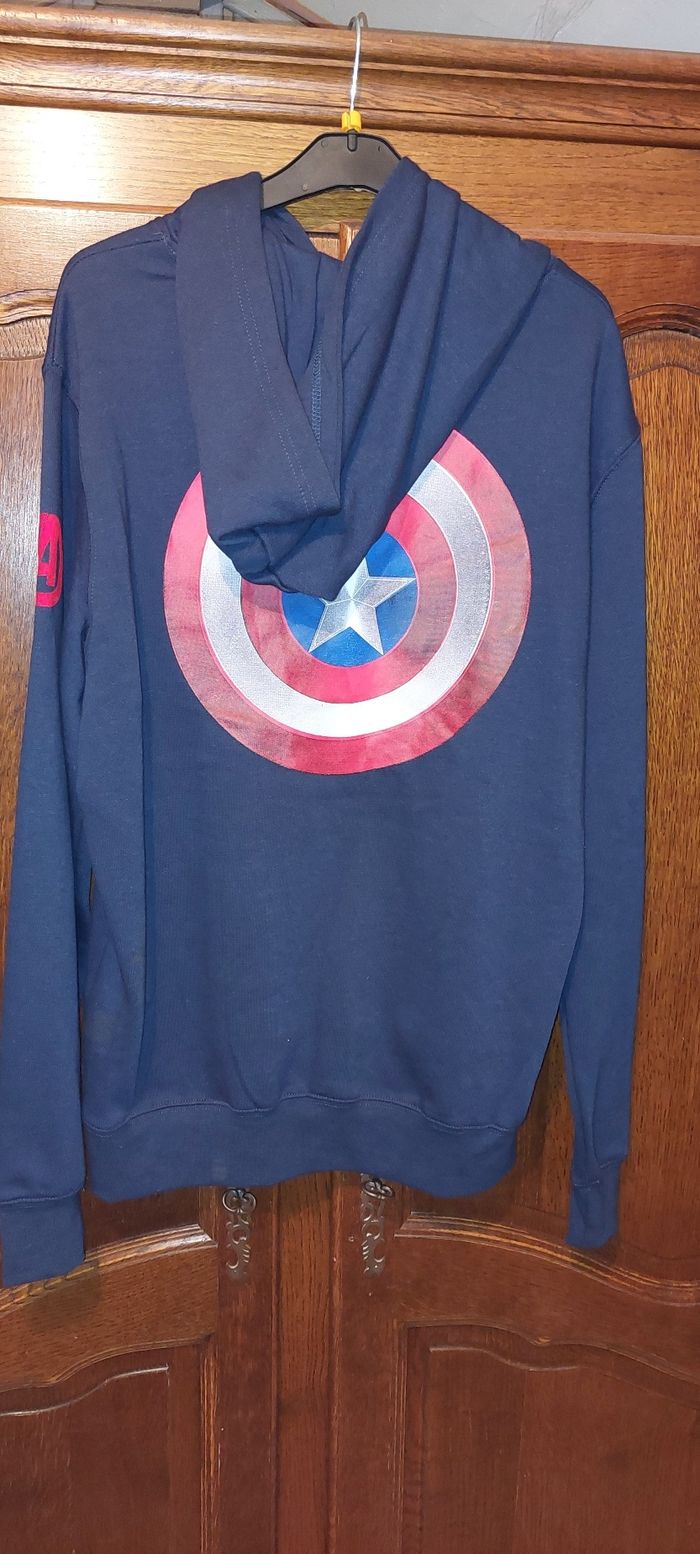 Pull Marvel Captain America taille M - photo numéro 2