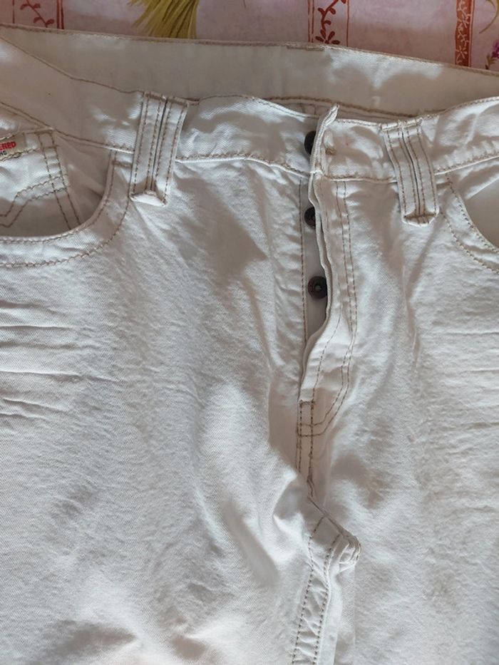 Jean clair taille 44 droit boutonné - photo numéro 4