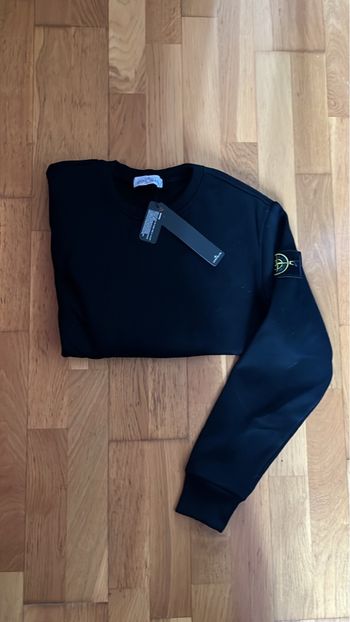Pull stone noir