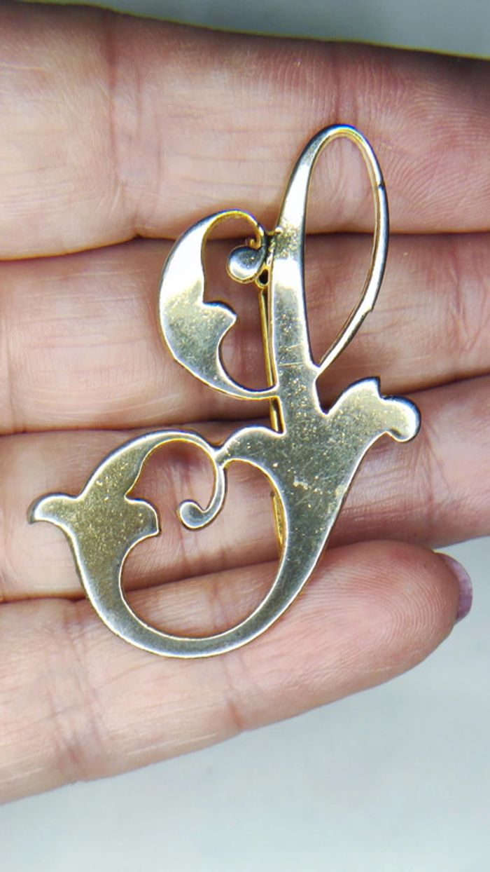 Broche lettre - photo numéro 2