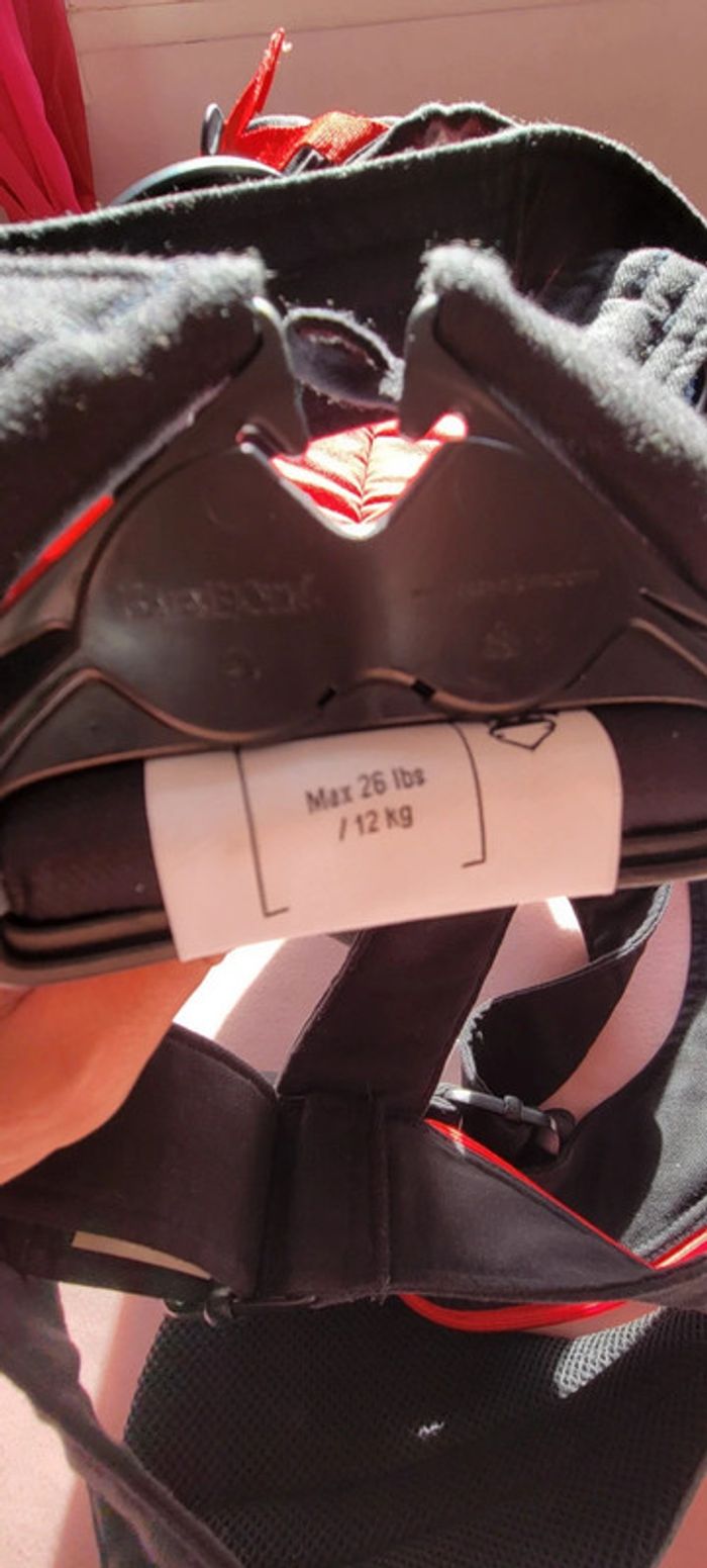 Porte bébé avec cape offert - photo numéro 7