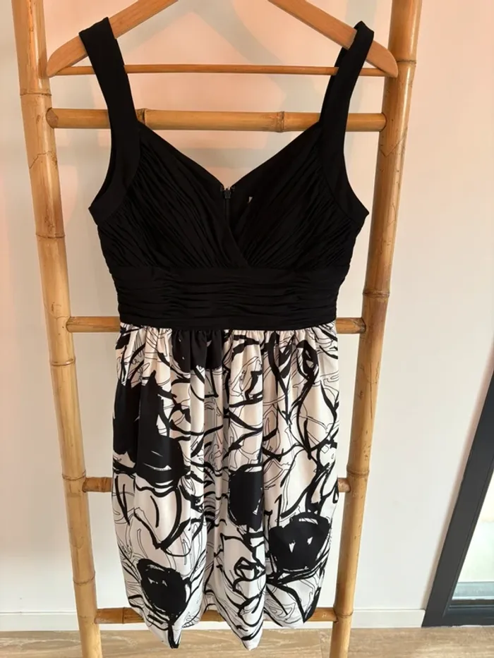 Robe Manoukian
