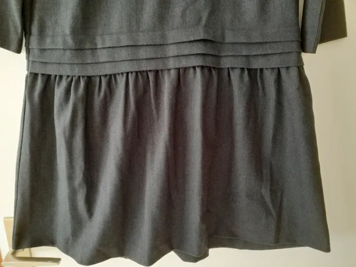 Robe forme évasée avec volant - photo numéro 4