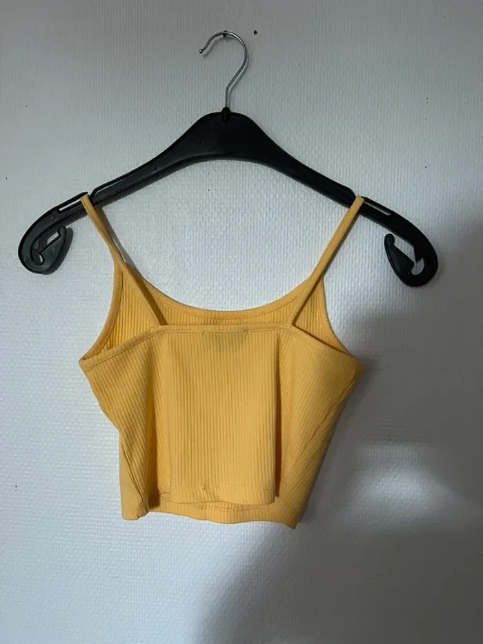 Débardeur court jaune - photo numéro 3