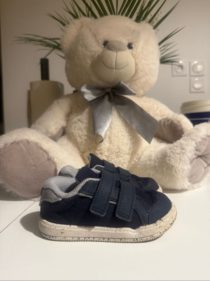 Chaussures bébé décathlon taille 21 - photo numéro 3