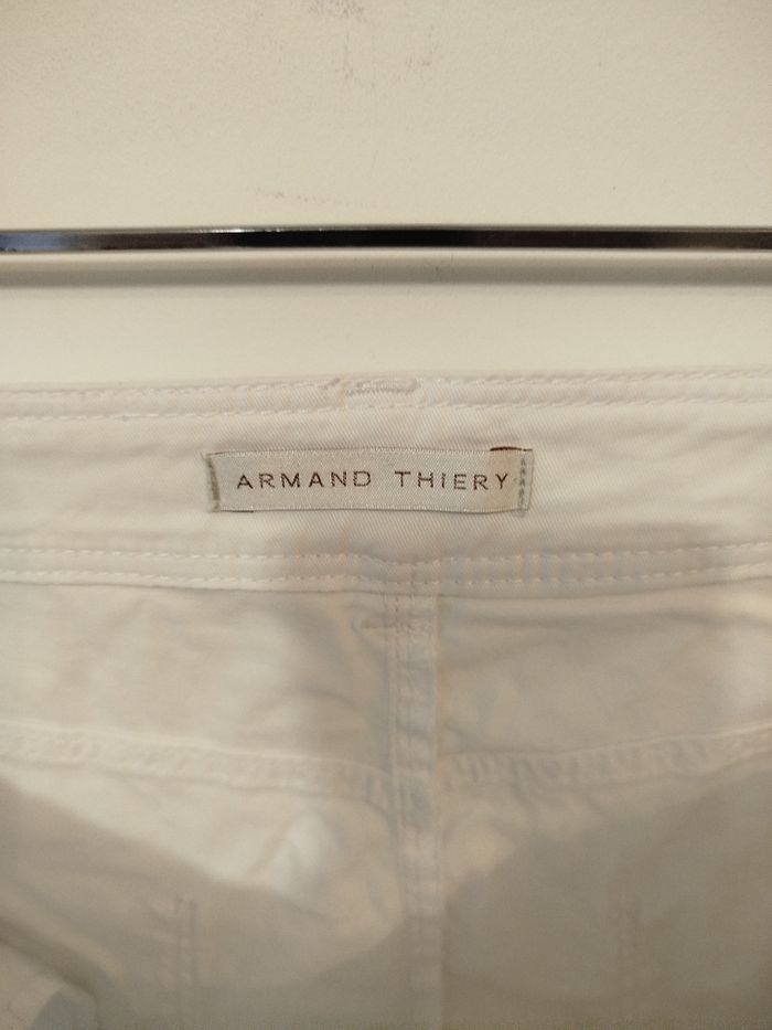 Short Armand Thiery taille 44 - photo numéro 2