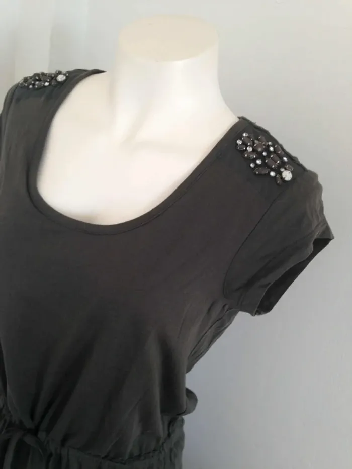 Robe col rond manches courtes épaule bijoux perles M 38 Etam - photo numéro 2