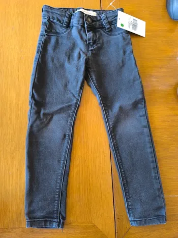 313871 jeans noir garçon 4 ans levis