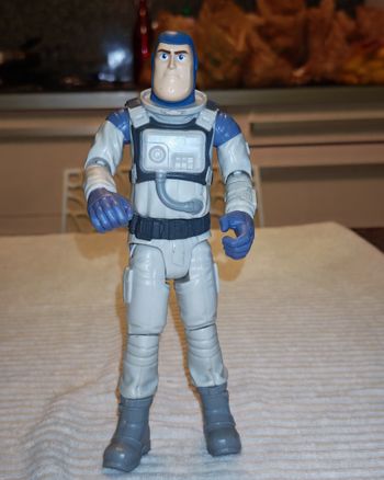 Figurine articulée buzz l'éclair