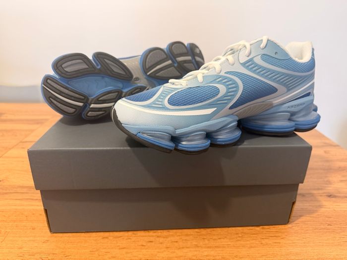 New Balance 2002R Bleu Clair – Neuves Taille 44 - photo numéro 5