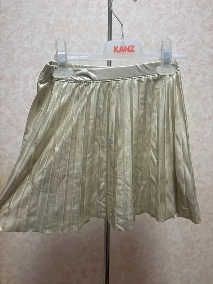 Jupe kiabi taille 8ans