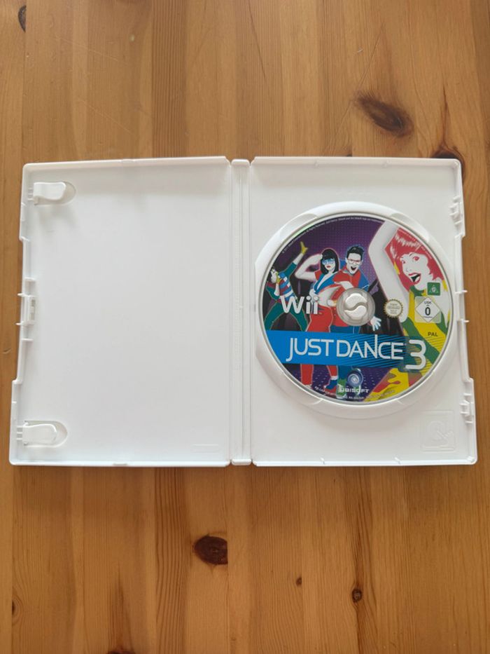 Just Dance 3 - TBE - Wii - photo numéro 3
