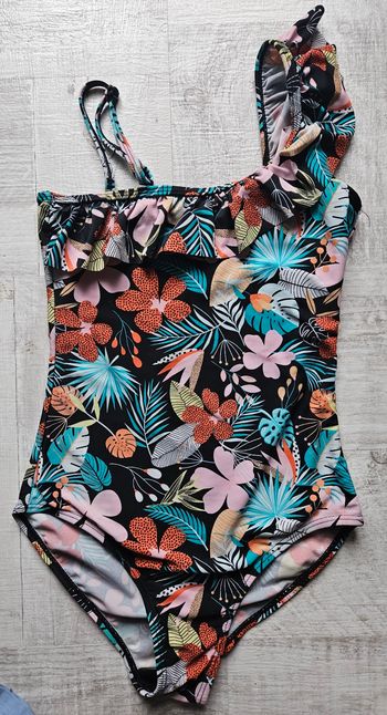 Maillot de bain 10 ans 1 piece