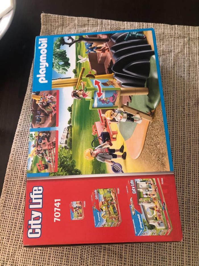Playmobil 70741 Parc de jeux NEUF - photo numéro 2