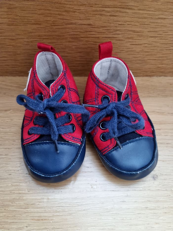 Petites chaussure - photo numéro 2