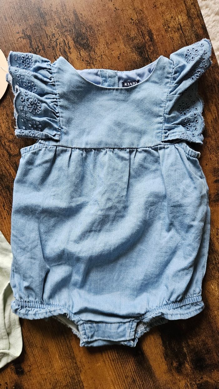 Lot bodies habillés bébé fille - photo numéro 3