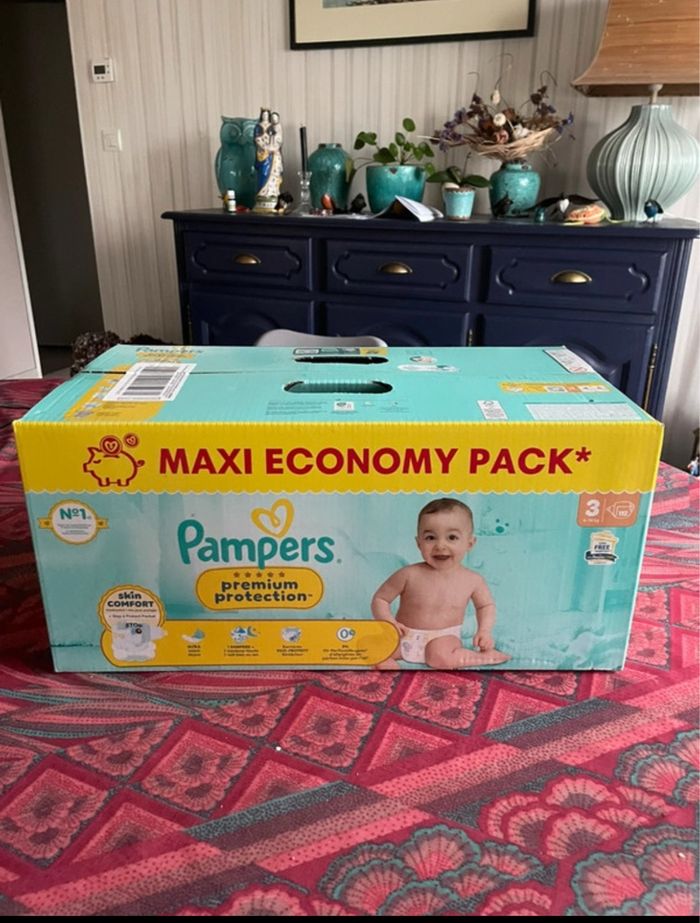 Couches Pampers premium taille 3