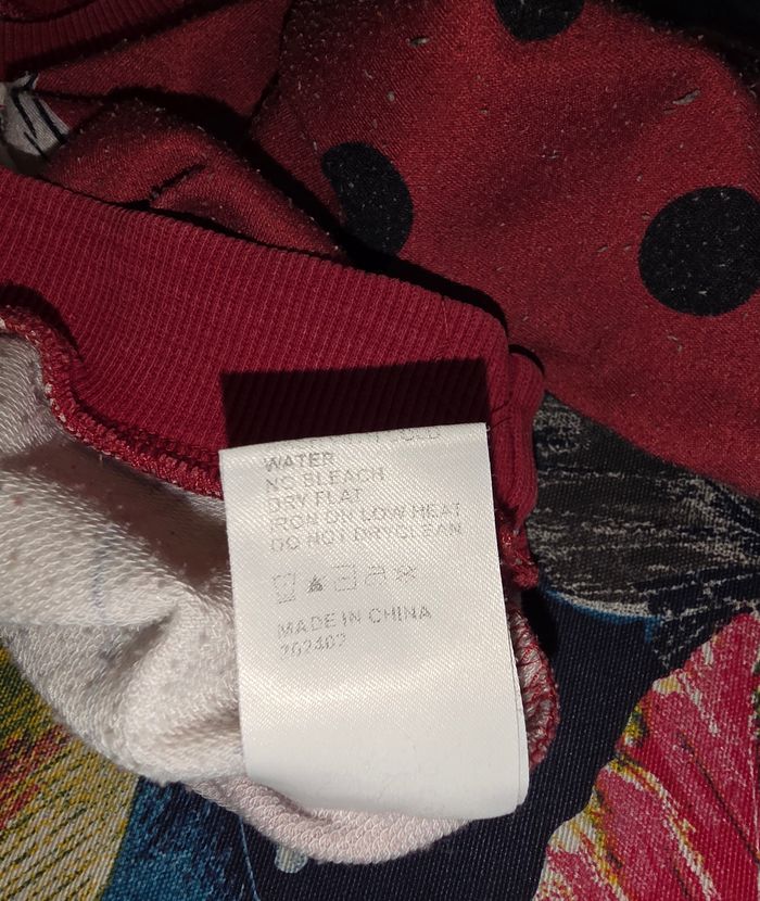 Pull rouge 2 ans - photo numéro 6