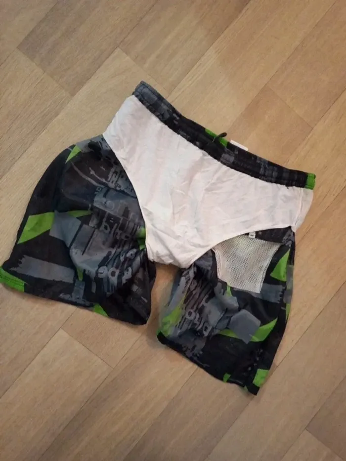 Short polyester - photo numéro 8