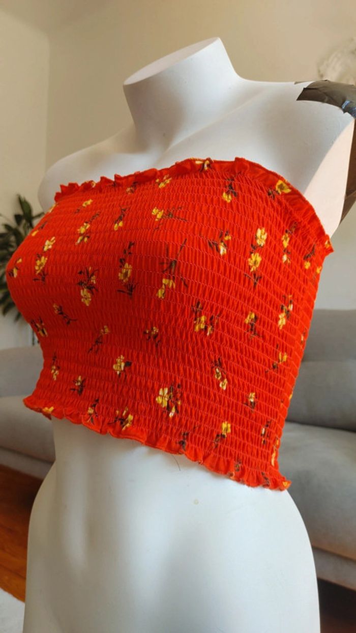 Crop top élastique Marque Ardene taille s couleur orange corail rouge motif à fleurs - photo numéro 4