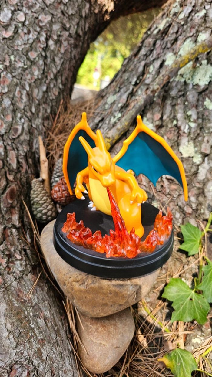 Super magnifique figurine Pokemon Nintendo Dracaufeu - photo numéro 4
