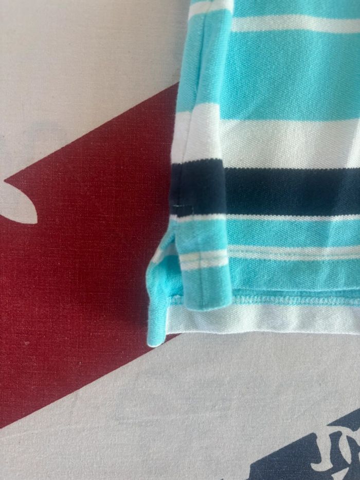 Polo Tommy Hilfiger taille L/XL blanc liserés bleu col V ouvert - photo numéro 6