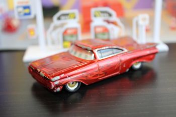 Disney Pixar cars Ramone version rouge