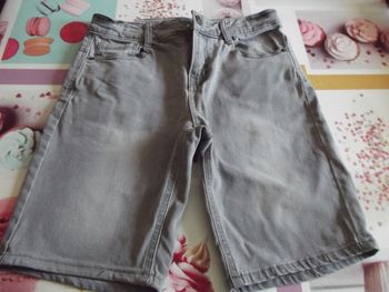 Short gris