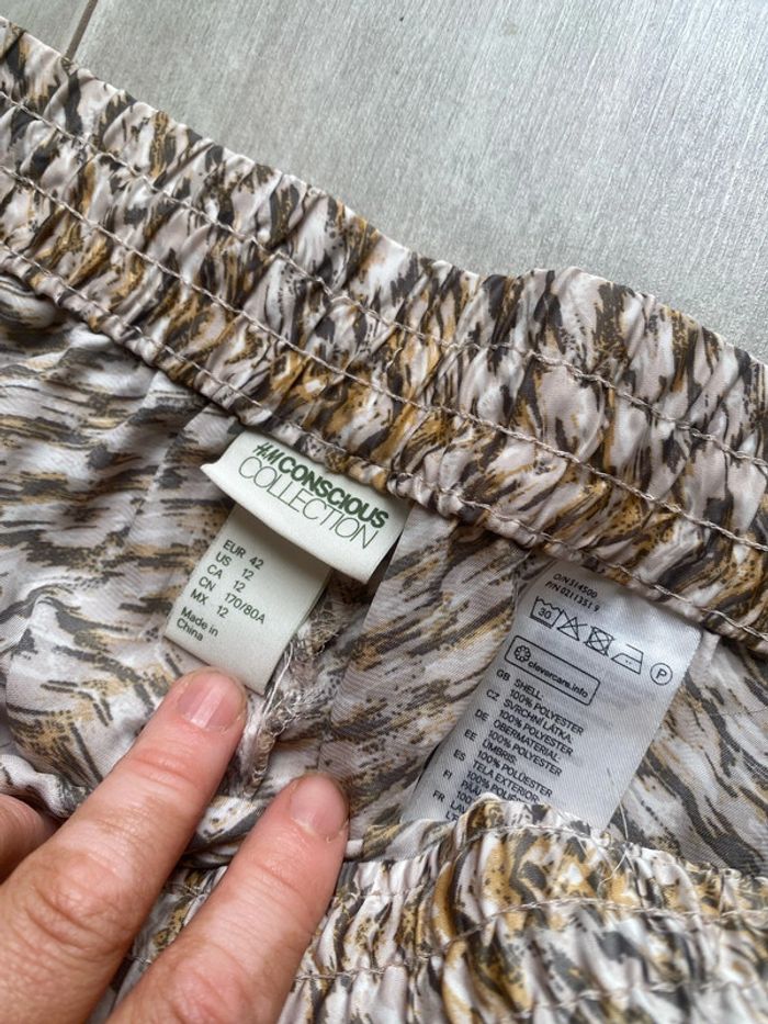 Pantalon hm taille 42 - photo numéro 3