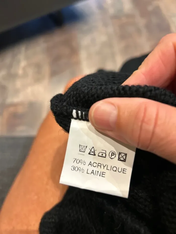 Pull noir 30% laine - photo numéro 5