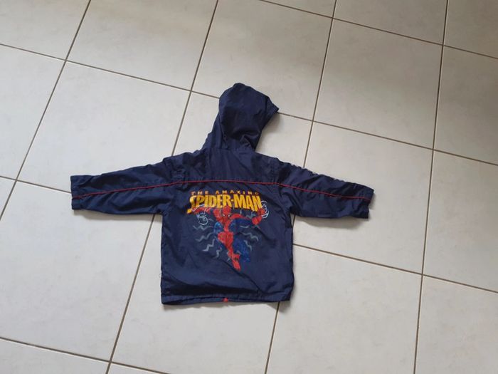 Blouson imperméable spiderman 6 ans V10 - photo numéro 5